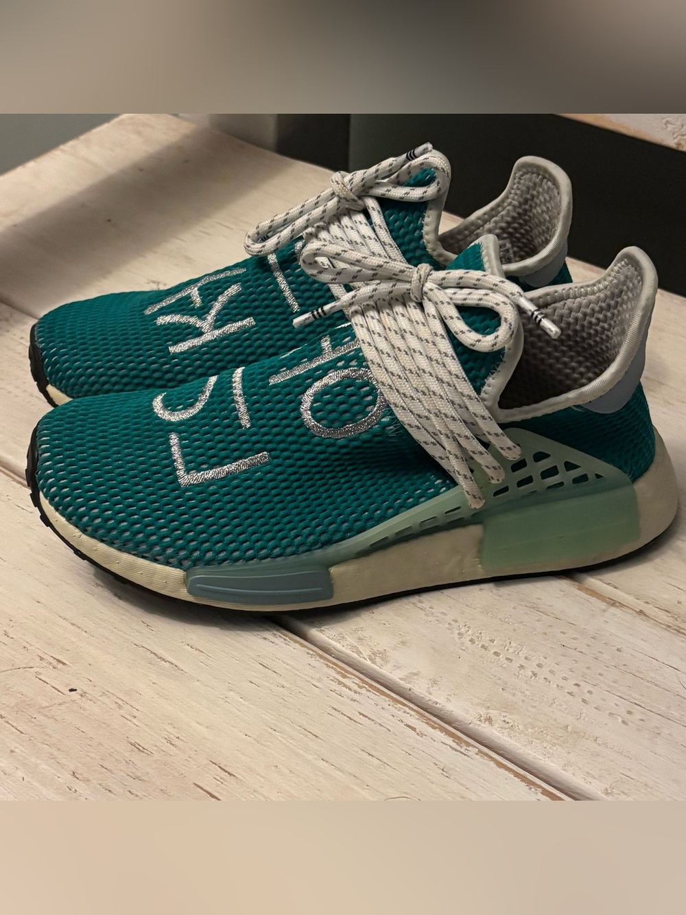 Adidas Pharrell Williams NMD Hu Human Race Dash Green Q46466 Men’s 6.5 LN